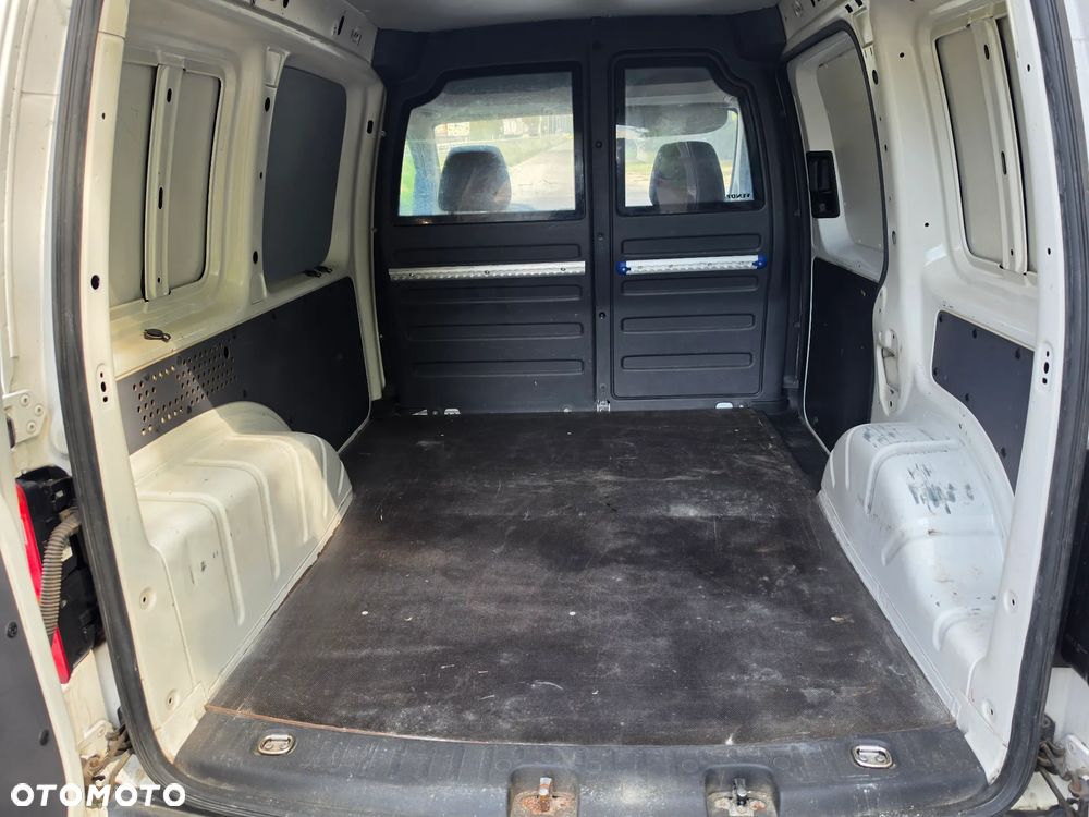 Volkswagen Caddy - 14