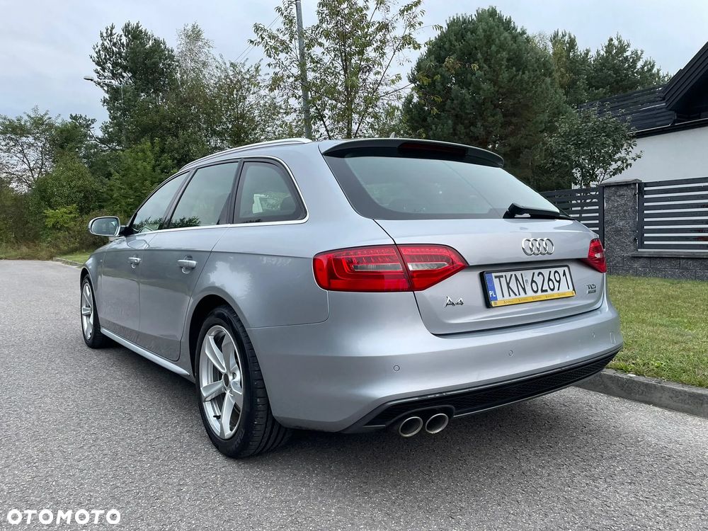 Audi A4 Avant - 32