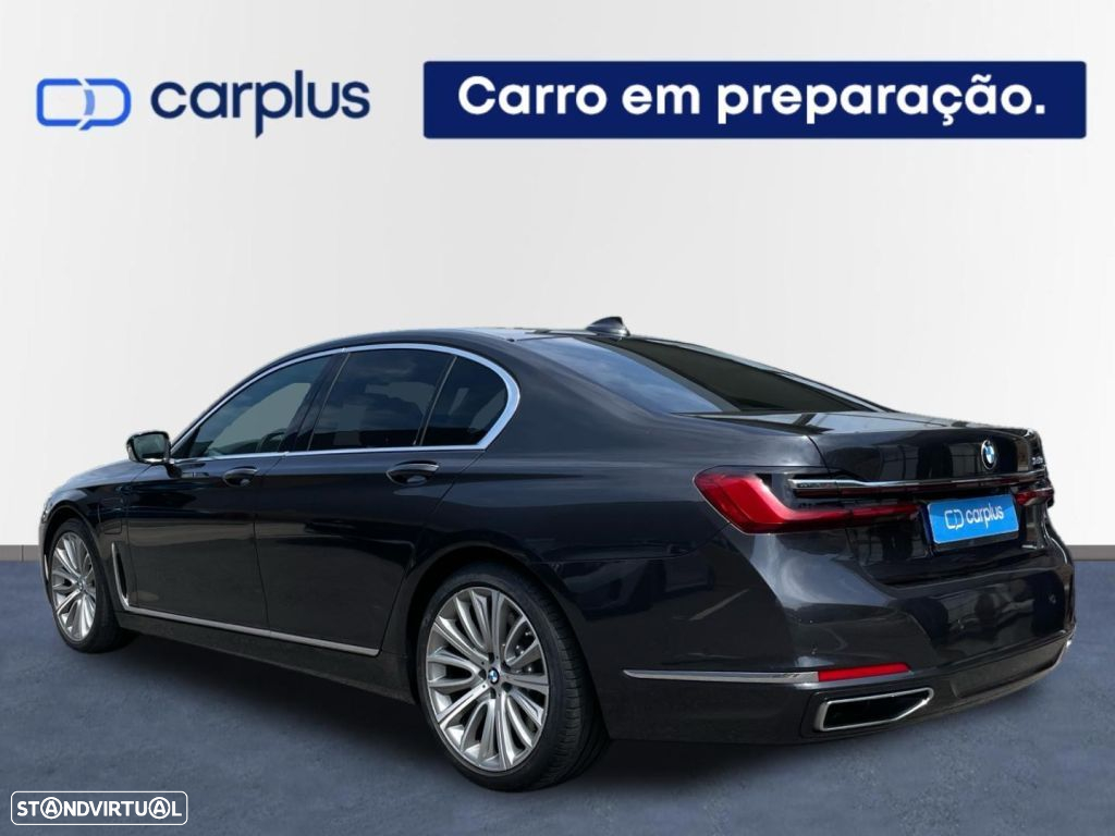 BMW 745 e iPerformance Pack M Auto - 2