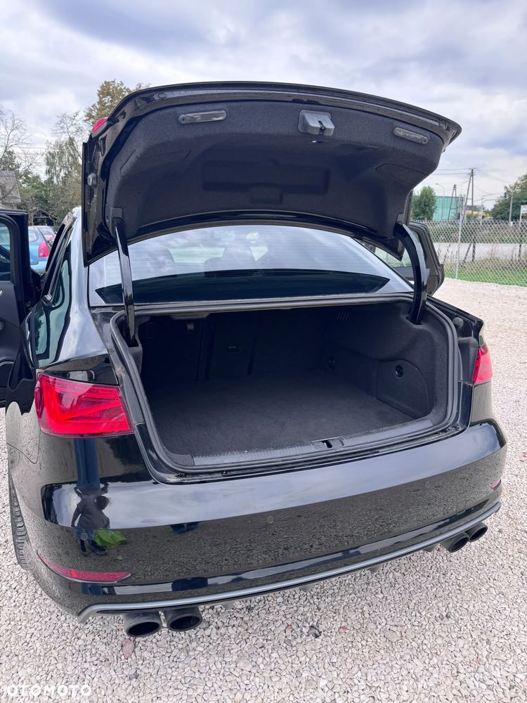 Audi S3 S tronic - 28