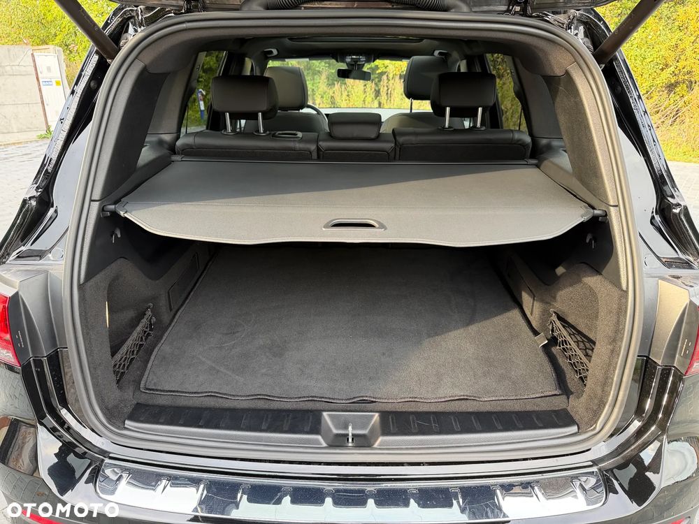 Mercedes-Benz GLB 250 4Matic 8G-DCT - 22