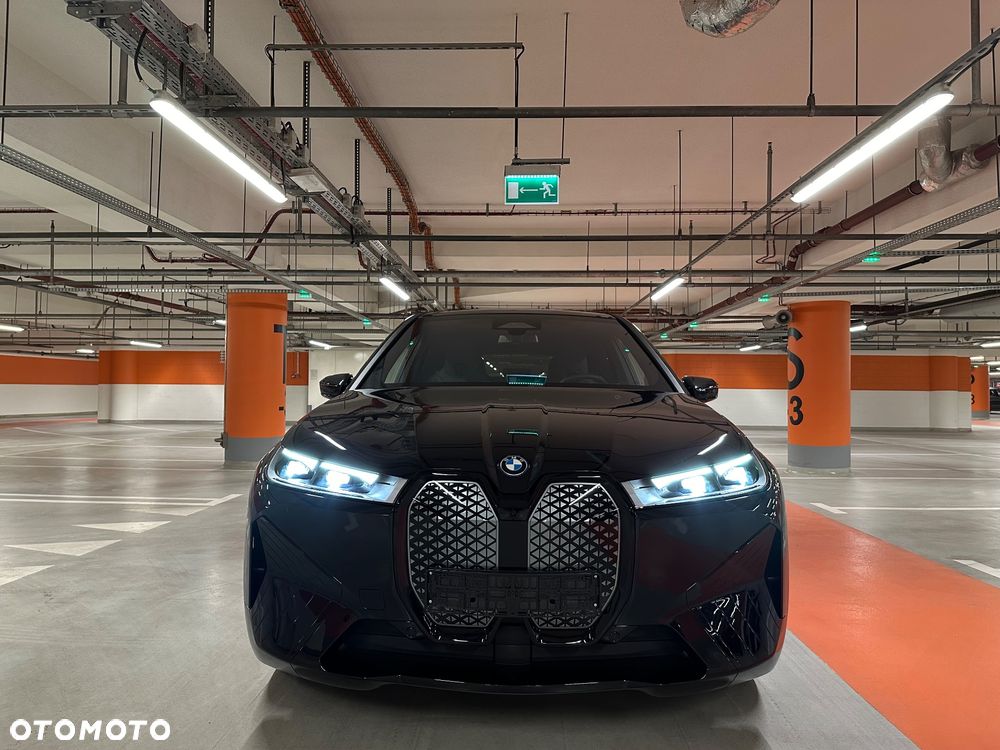 BMW iX xDrive40 76.6kWh - 2