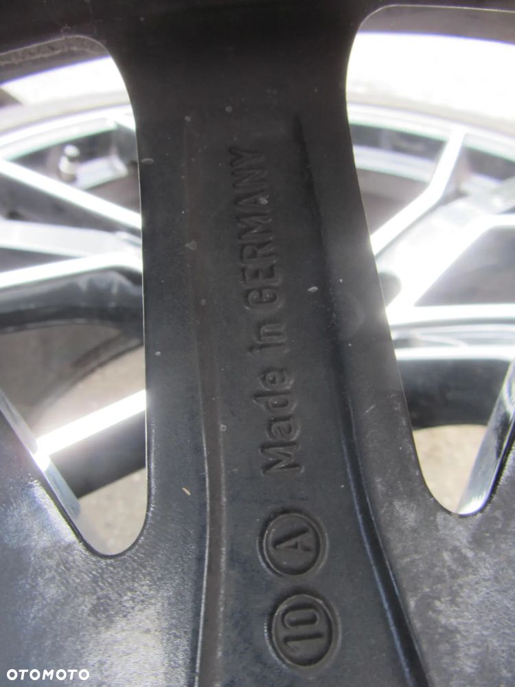 AUDI komplet felg z oponami Audi-Sport 4M8601025CQ 10J,22'' ET21 - 12