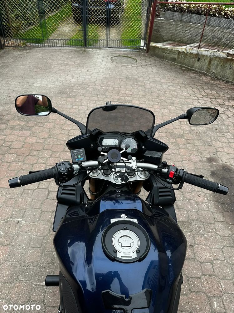 Yamaha FZ - 12