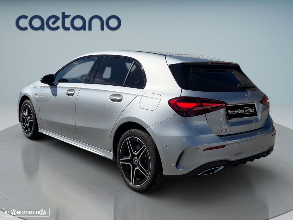 Mercedes-Benz A 250 e - 8