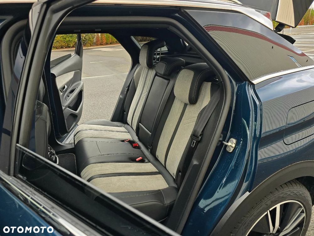 Peugeot 3008 1.6 PureTech HYbrid GT Line S&S EAT8 - 18