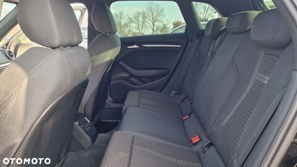 Audi A3 Sportback - 9