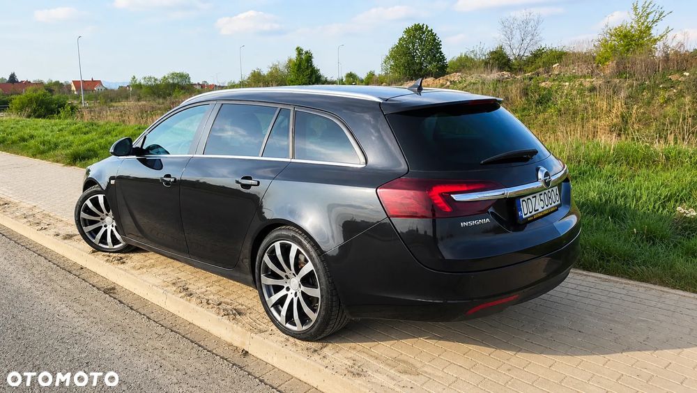 Opel Insignia 1.6 SIDI Turbo Touer Innovation - 2