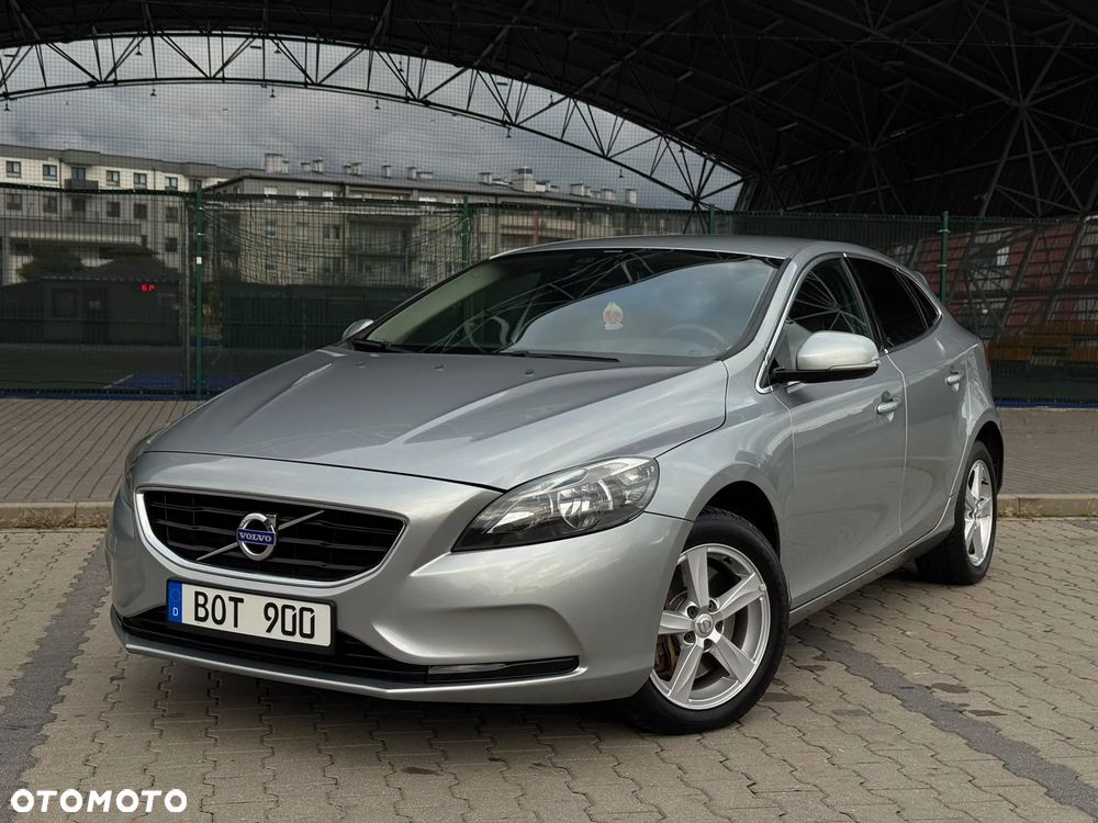 Volvo V40 D3 Summum - 9