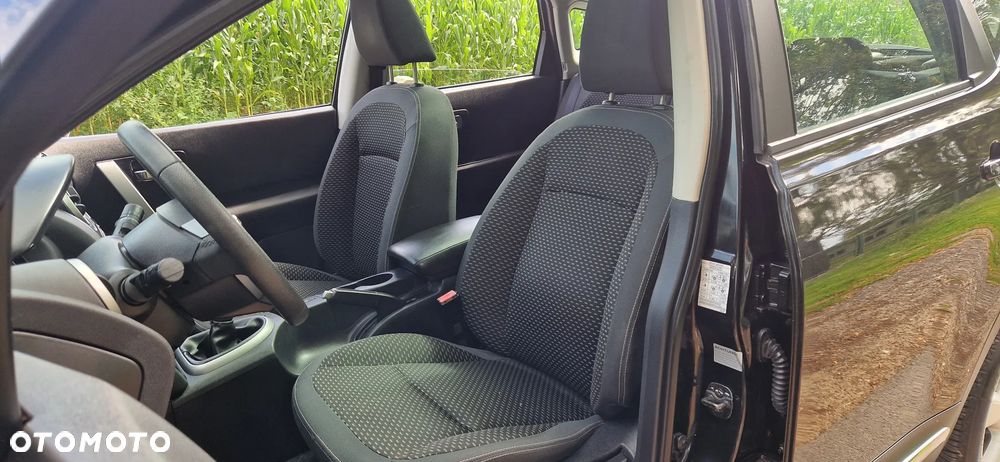 Nissan Qashqai 1.6 visia - 22