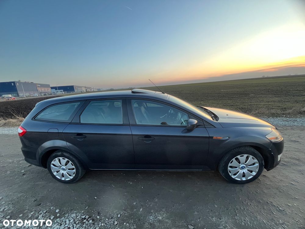 Ford Mondeo 2.0 TDCi Silver X - 8