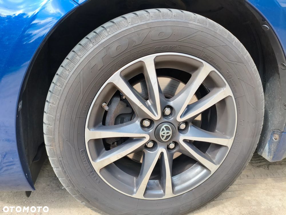 Toyota Avensis 1.6 D-4D Active - 5