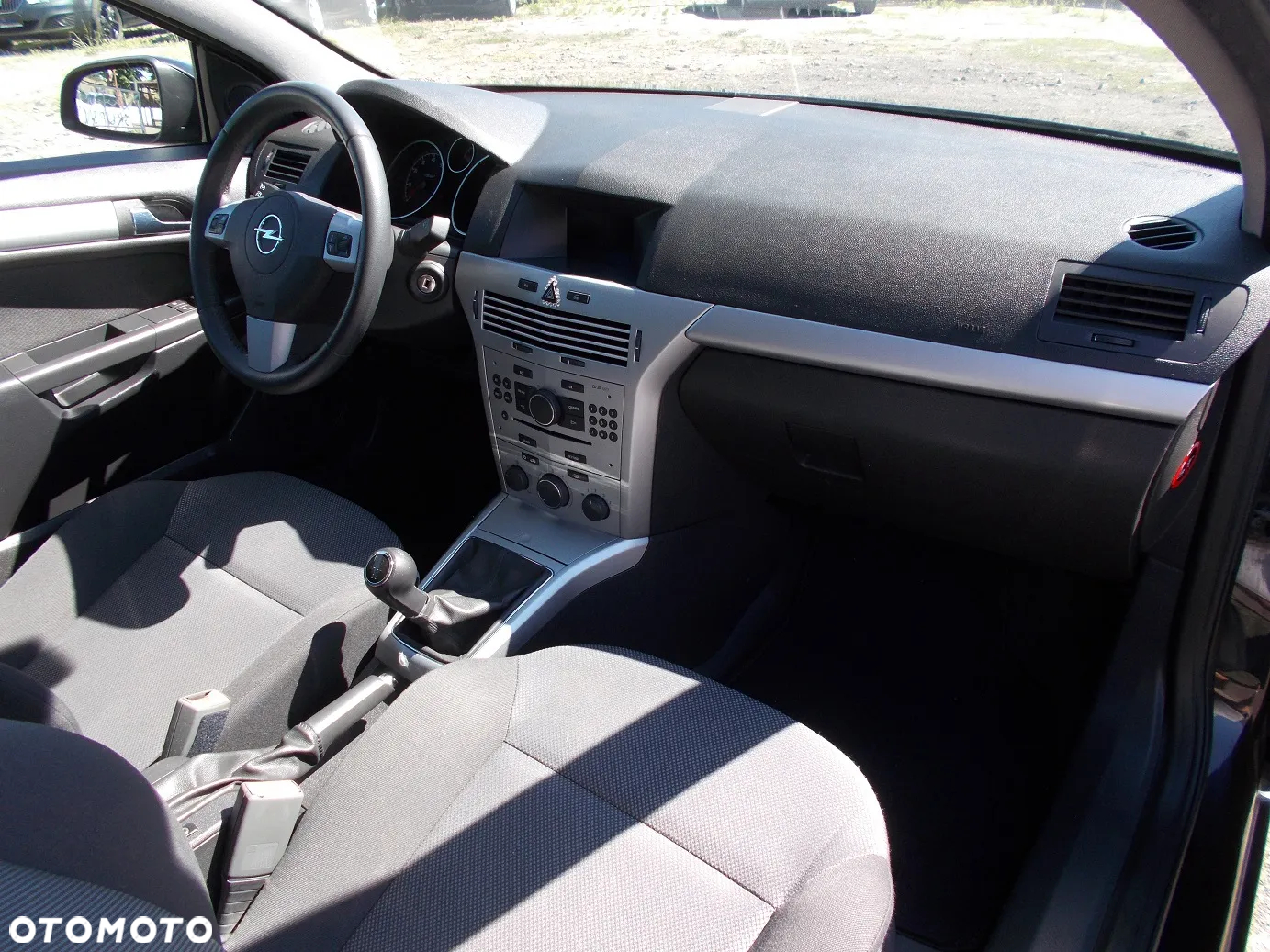 Opel Astra GTC 1.4 Catch me - 13