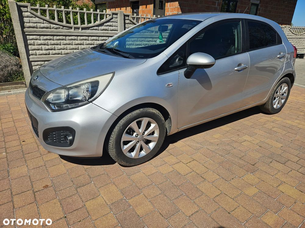 Kia Rio 1.1 CRDI Dream Team Edition - 1