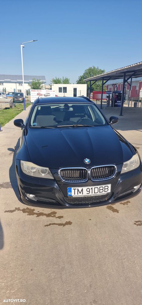 BMW Seria 3 318d - 1