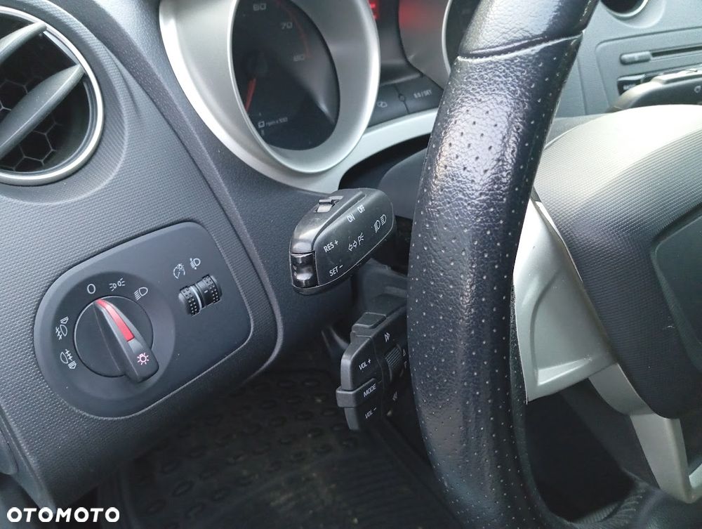 Seat Ibiza 1.4 16V Sport - 22