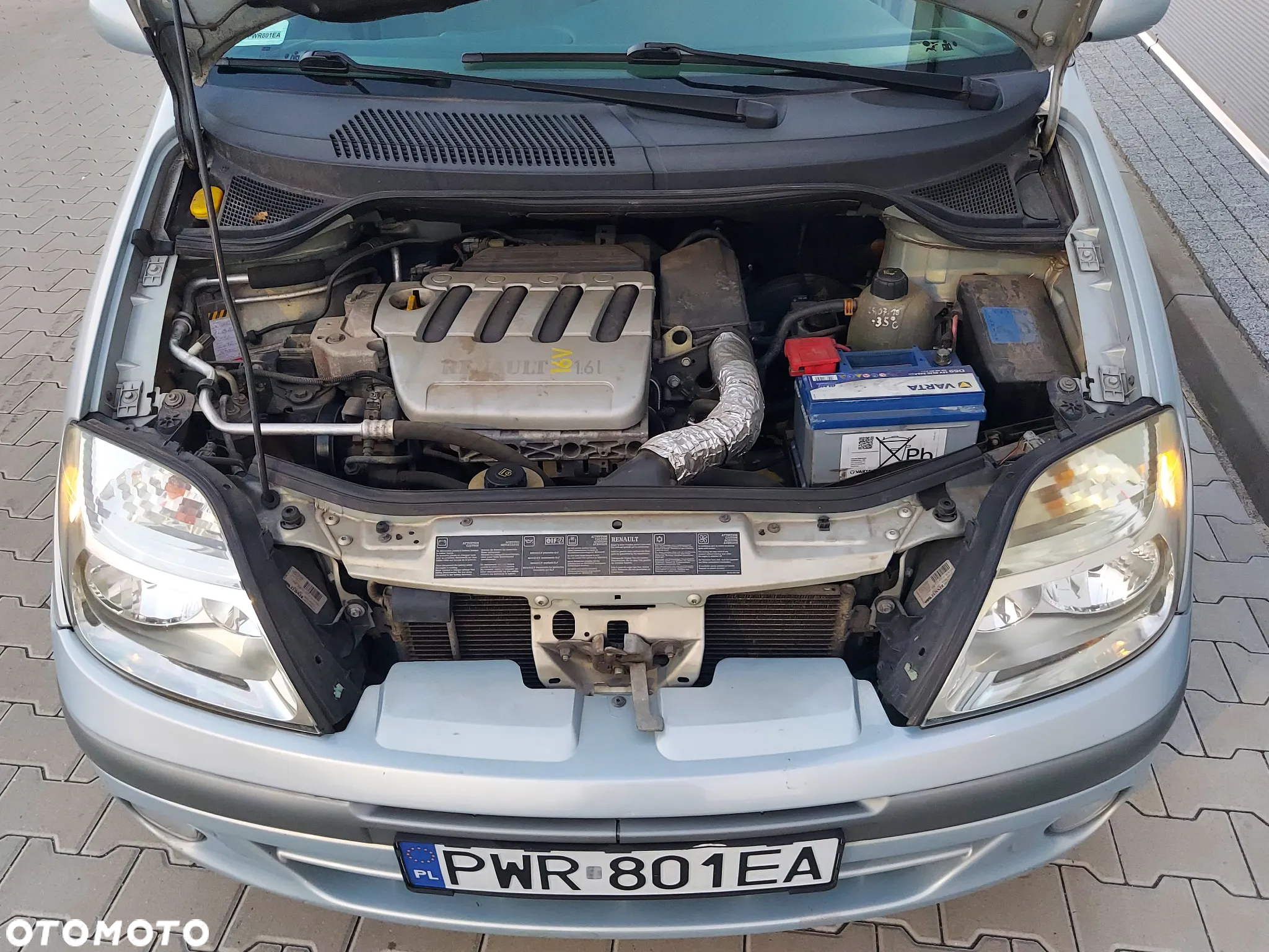 Renault Scenic 1.6 16V Privilege - 8