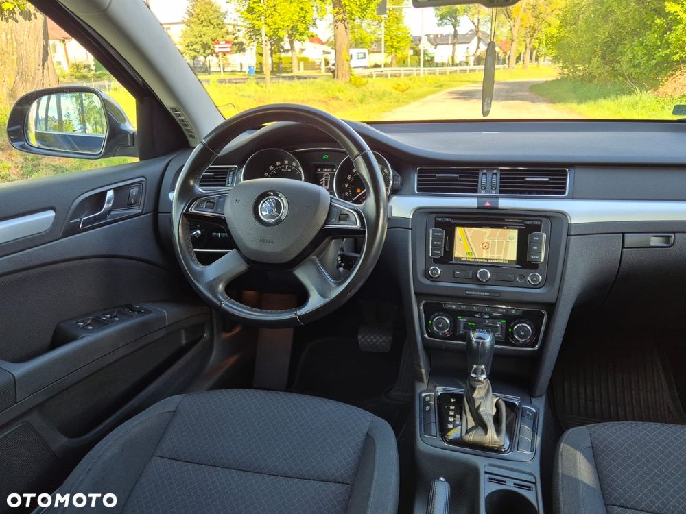 Skoda Superb 2.0 TDI Ambition DSG - 9