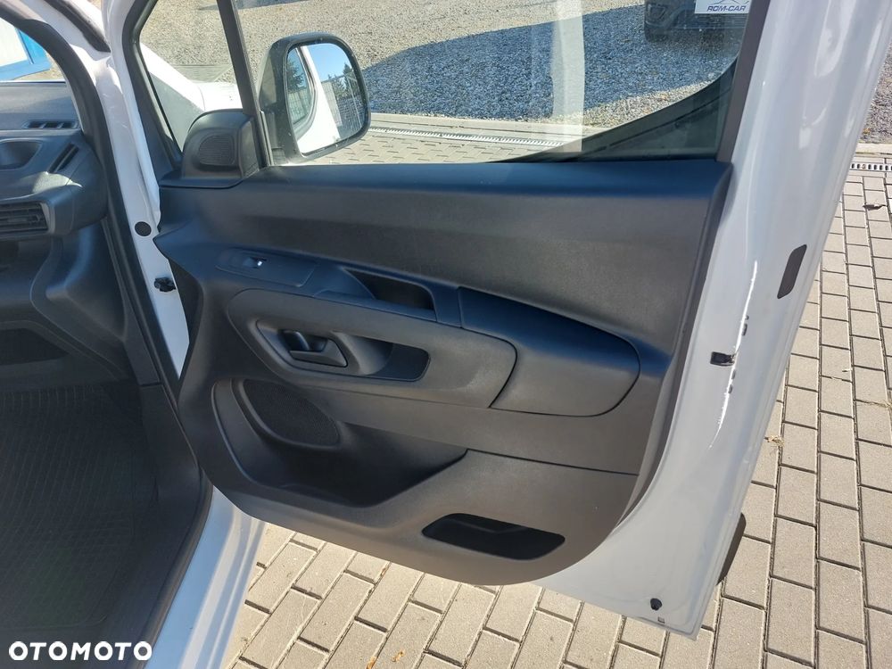 Opel Combo - 22