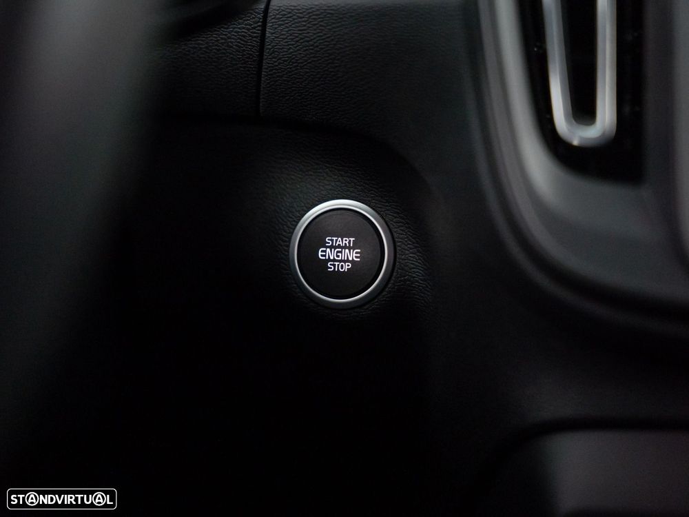 Volvo XC 40 1.5 T2 Momentum Core - 23