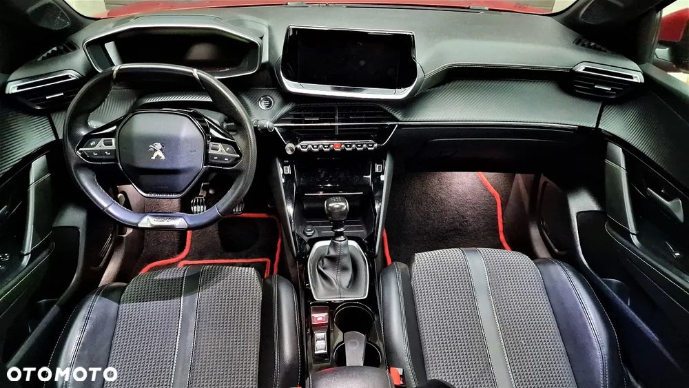 Peugeot 208 1.2 PureTech GT Line S&S - 10