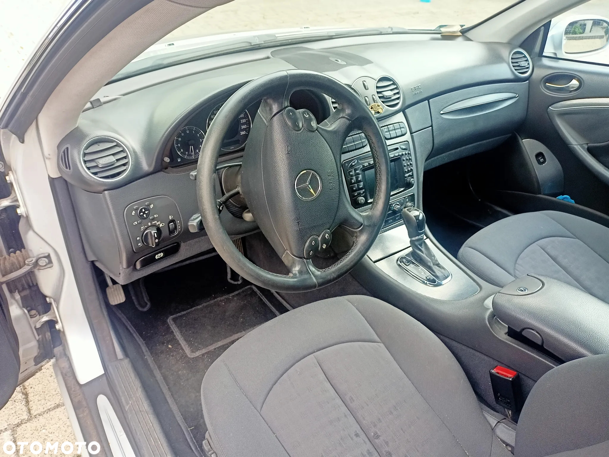 Mercedes-Benz CLK - 8