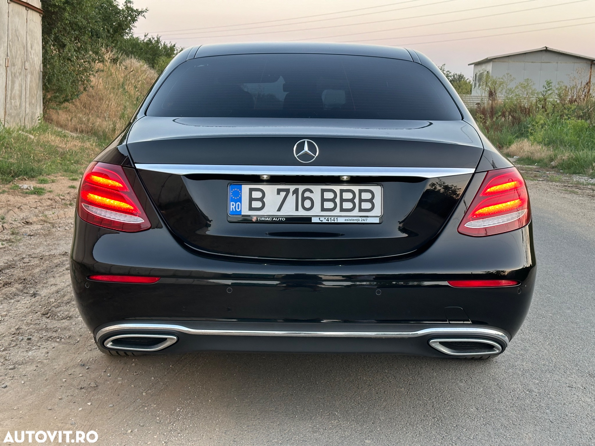 Mercedes-Benz E 220 d Aut. - 11