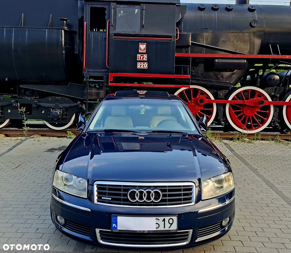 Audi A8 4.2 Quattro - 11
