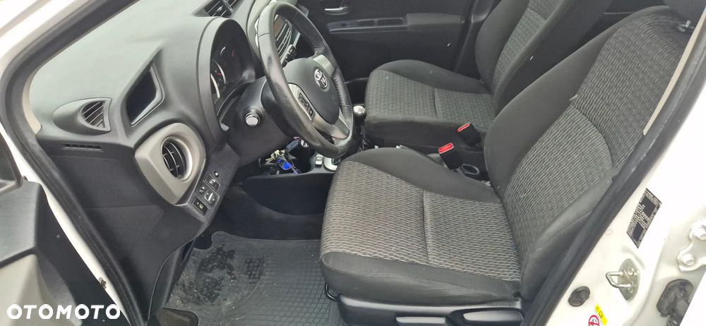 Toyota Yaris 1.0 Life - 11