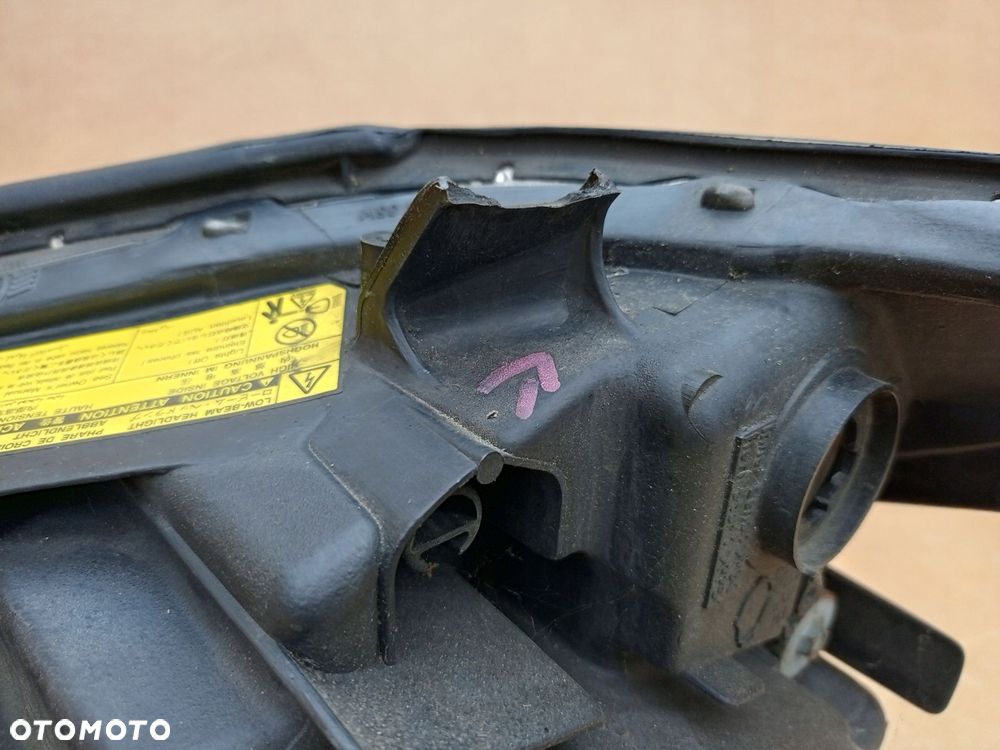 LEXUS RX300 RX 300 RX400 RX 400 XENON SKRĘTNY 03- LAMPA PRZÓD PRAWA = - 13