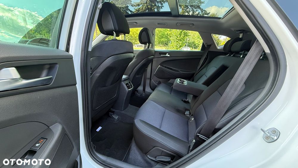 Hyundai Tucson blue 1.7 CRDi 2WD Style - 19