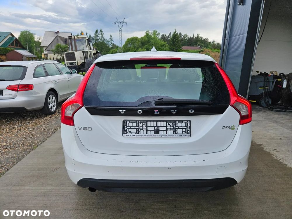 Volvo V60 D2 Kinetic - 4