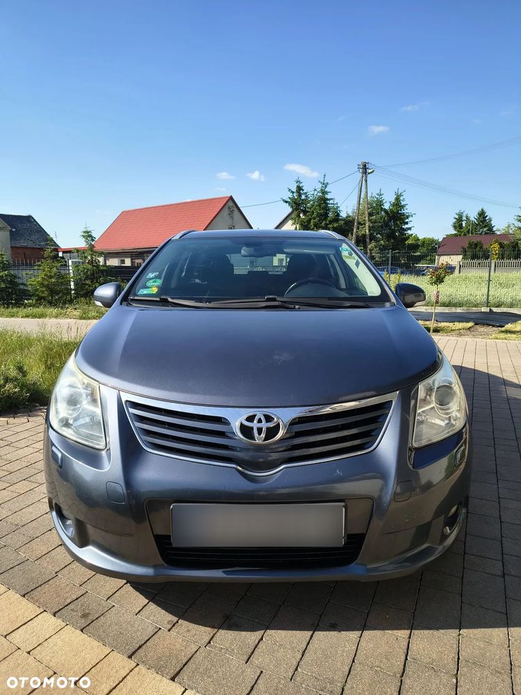 Toyota Avensis 2.0 D-4D Sol plus+NAVI - 11