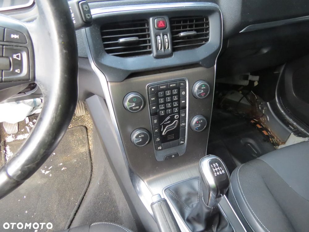 VOLVO V40 II 2.0 D4 D4204T14 LAKIER 714-16 NA CZĘŚCI - 18