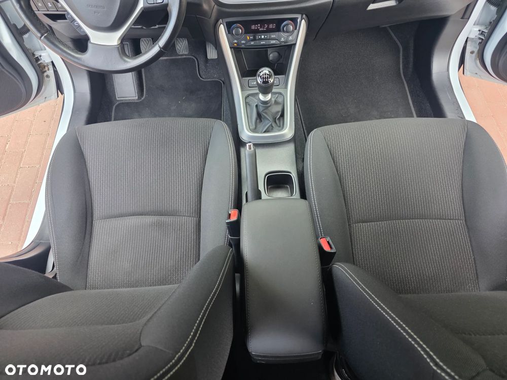 Suzuki SX4 S-Cross 1.4 T Premium - 24