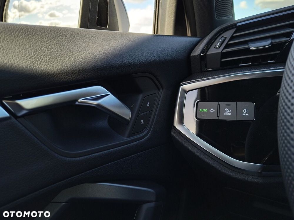 Audi Q3 Sportback - 24