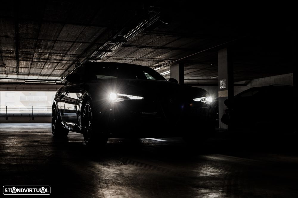 Alfa Romeo Giulia 2.9 Bi-Turbo Quadrifoglio AT8 - 56
