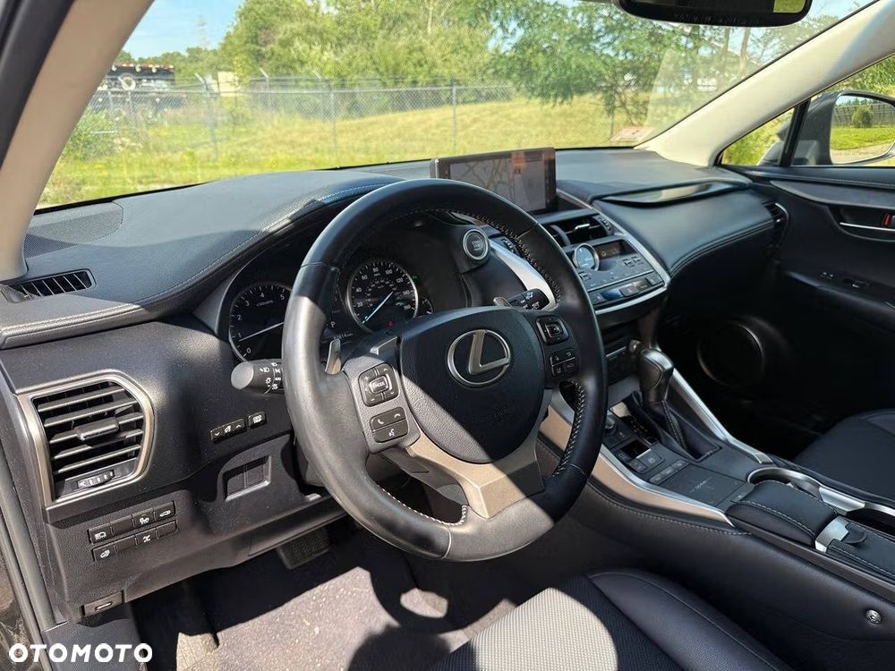 Lexus NX 300 Comfort AWD - 11