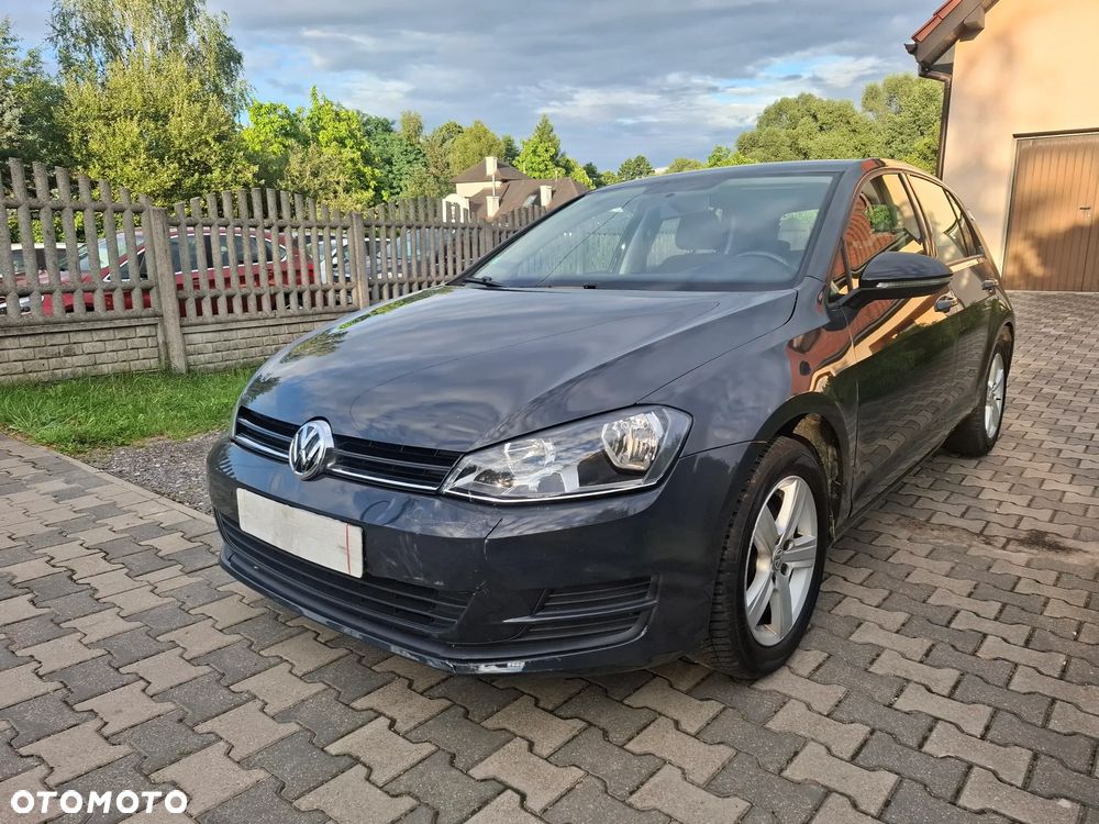 Volkswagen Golf - 3