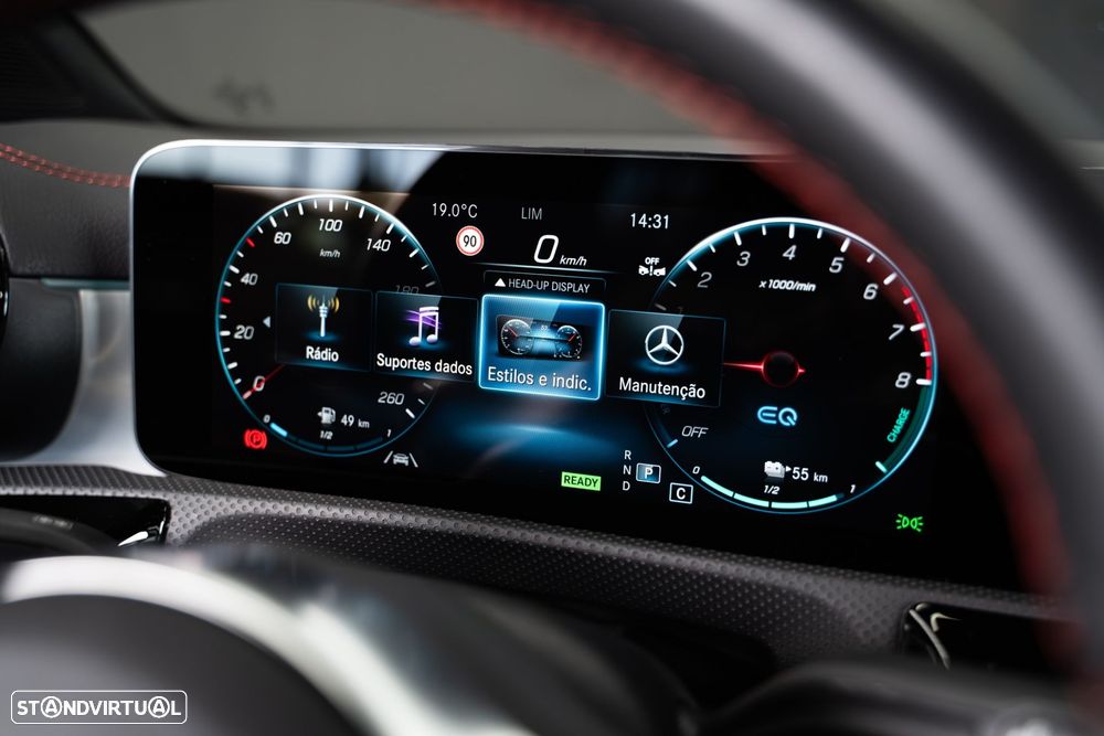 Mercedes-Benz CLA 250 e Shooting Brake AMG Line - 28