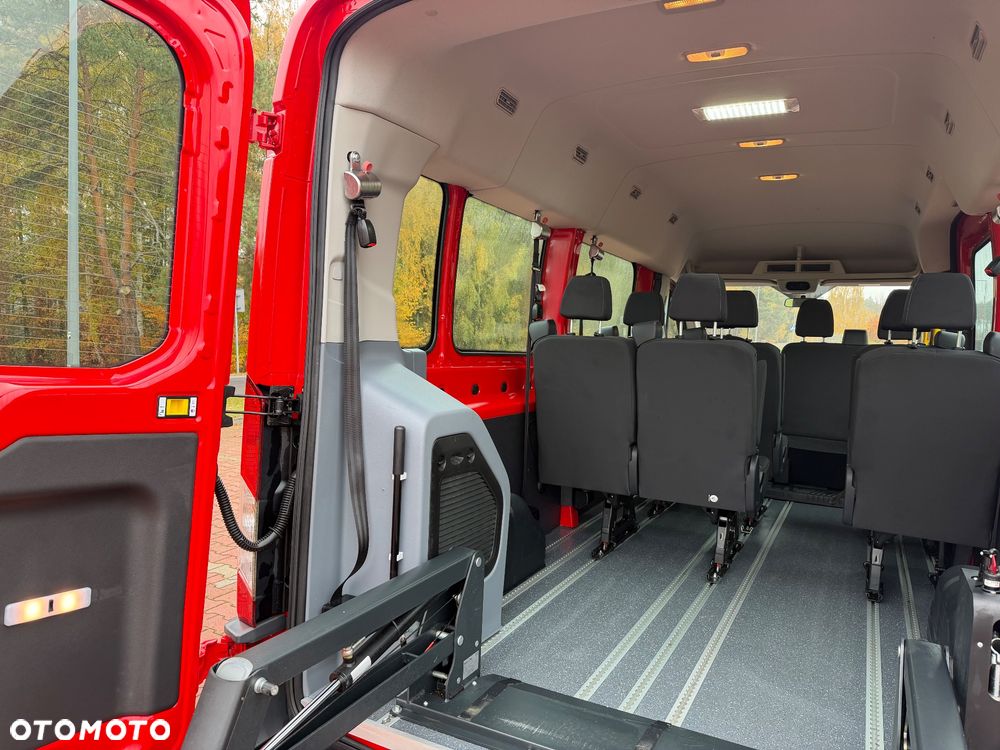 Ford Transit - 19