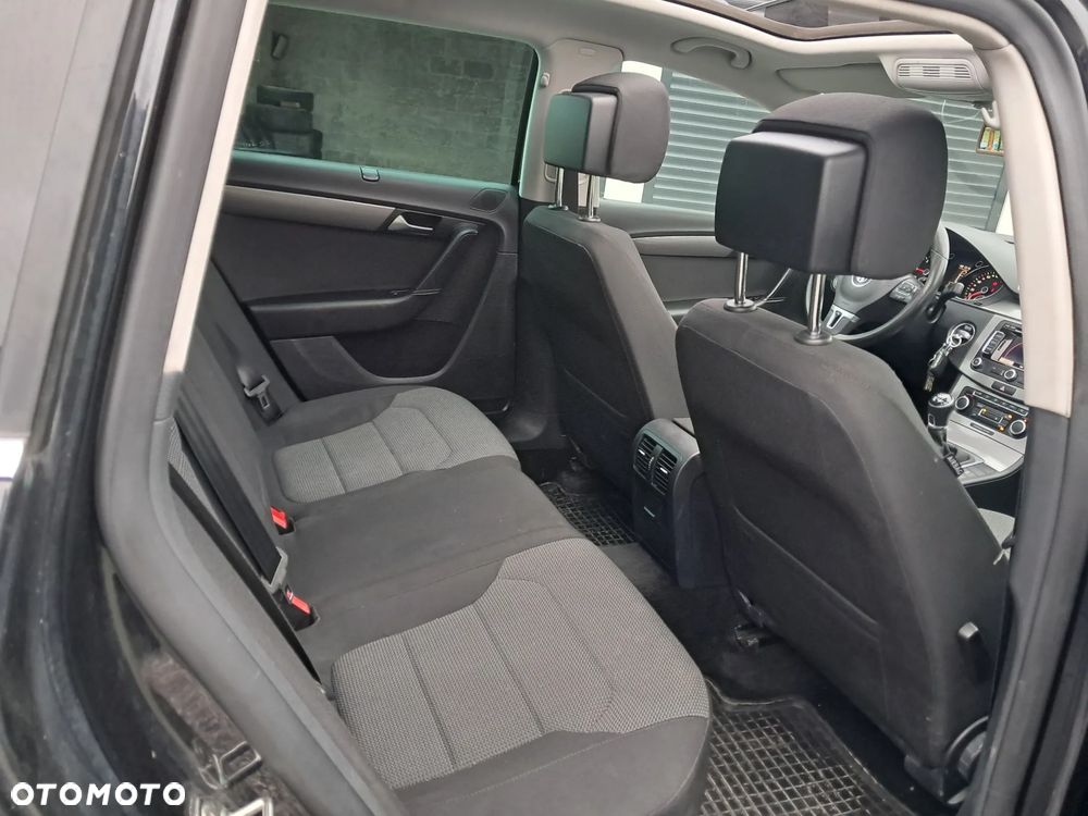 Volkswagen Passat 1.6 TDI BlueMotion Technology Highline - 10