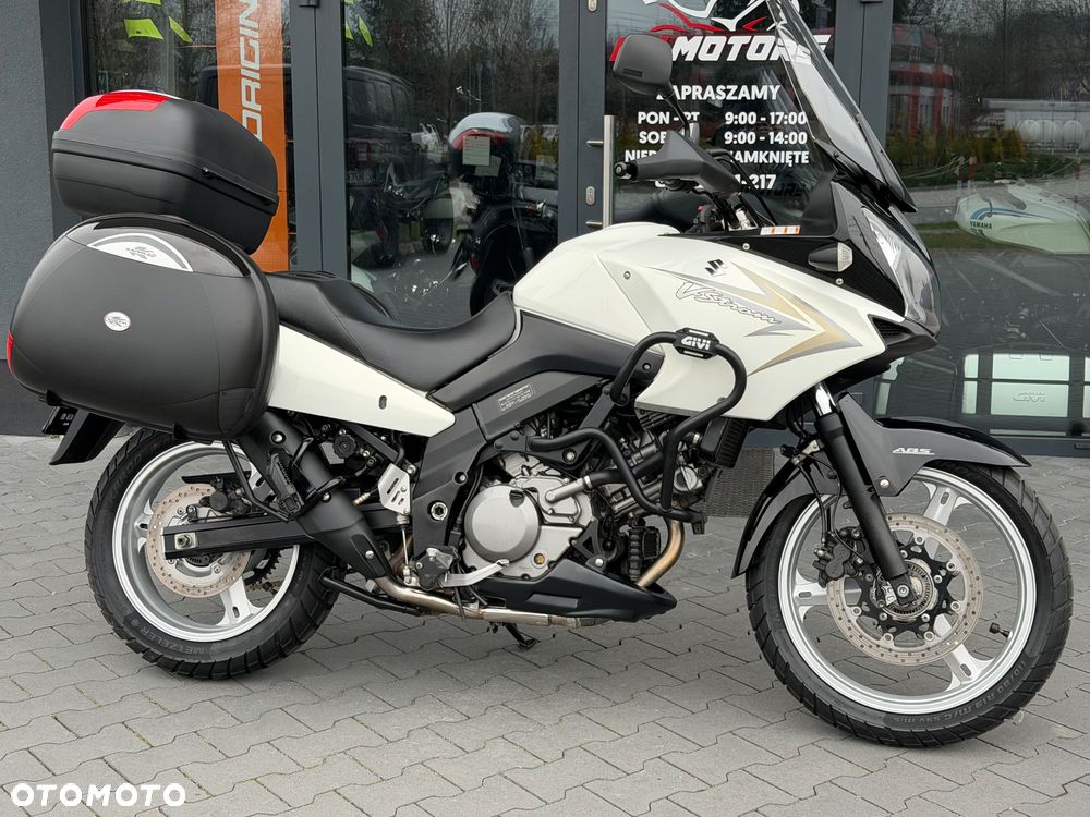 Suzuki V-STROM - 1