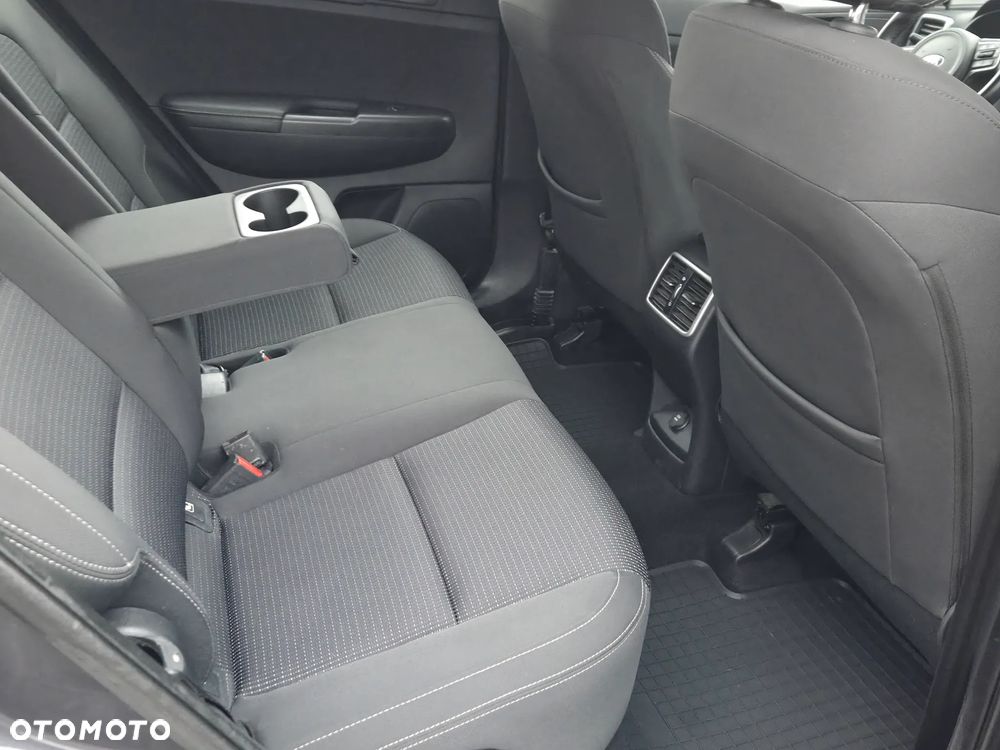 Kia Sportage 1.7 CRDI Business Line 2WD DCT - 15