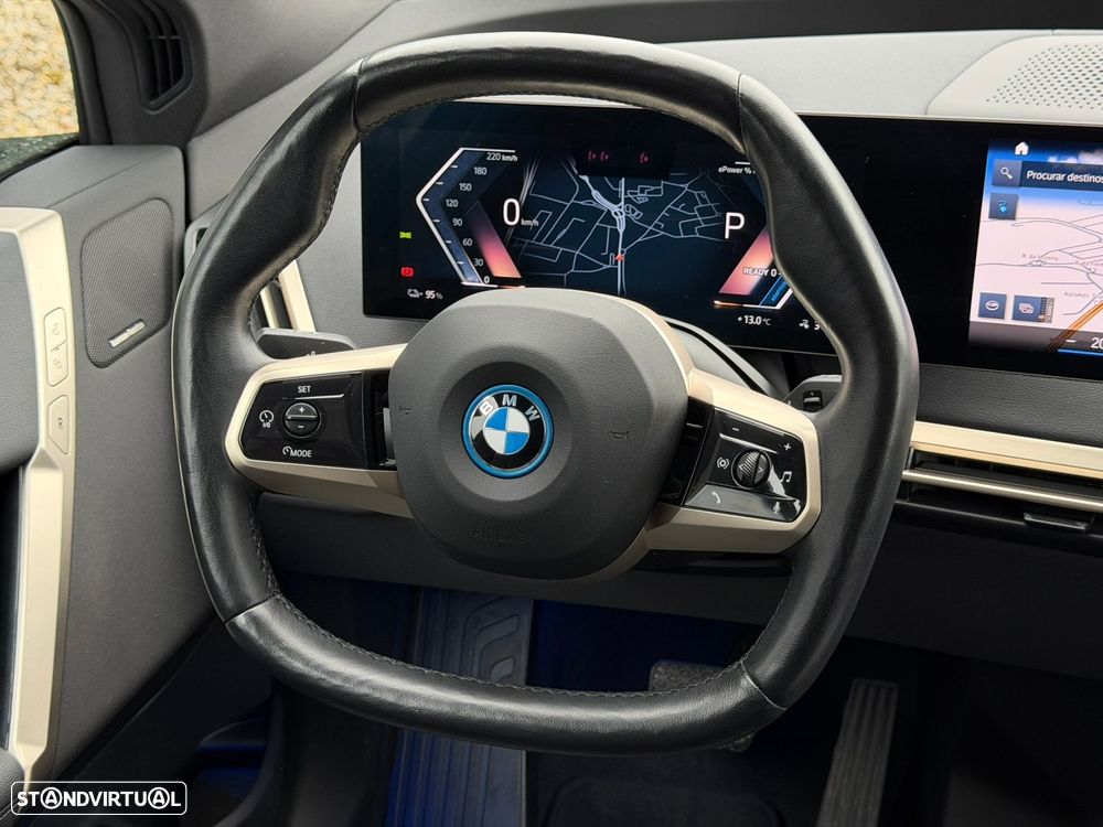 BMW iX xDrive 40 Pack Desportivo - 33