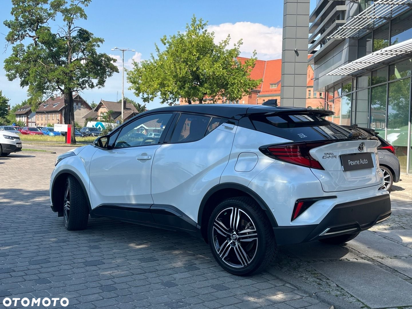 Toyota C-HR - 2