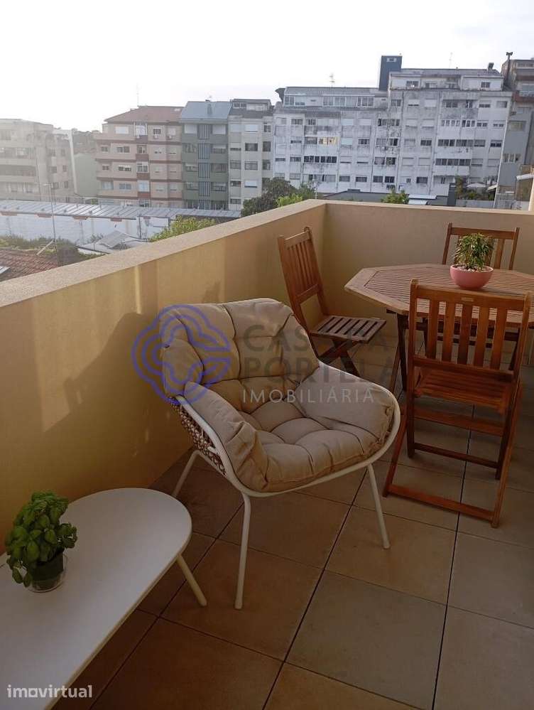 | Rua Silva Porto | Jardim e Piscina | Construção de 2023** - Grande imagem: 5/26