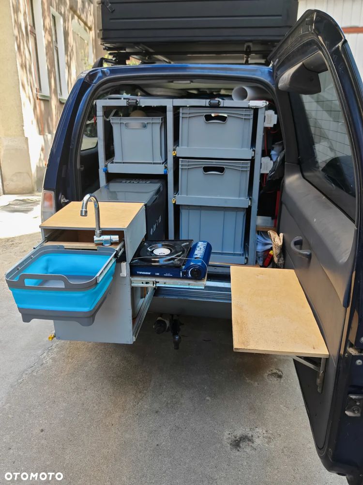 Toyota Land Cruiser - 7