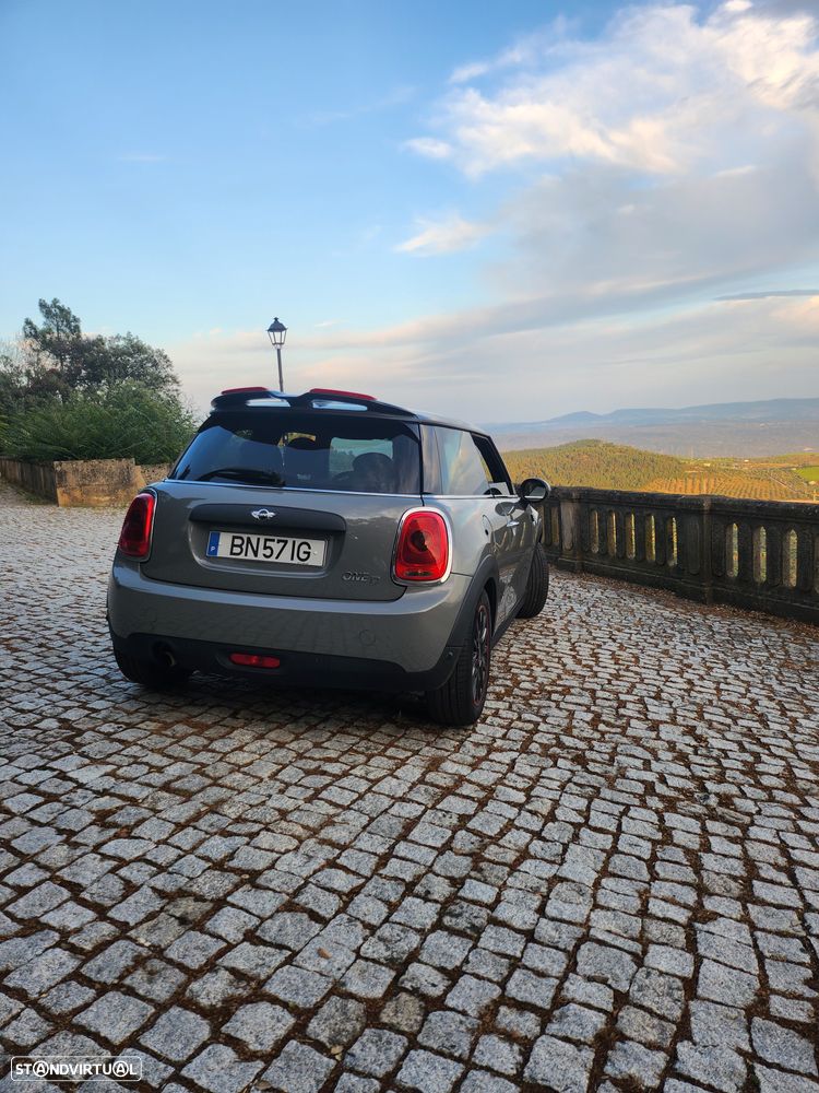MINI 3 Portas One D Metropolitan - 12
