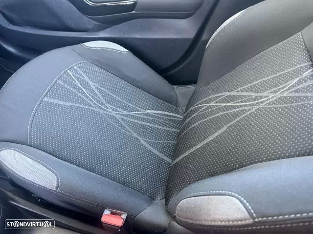 Peugeot 208 1.2 PureTech Access - 40